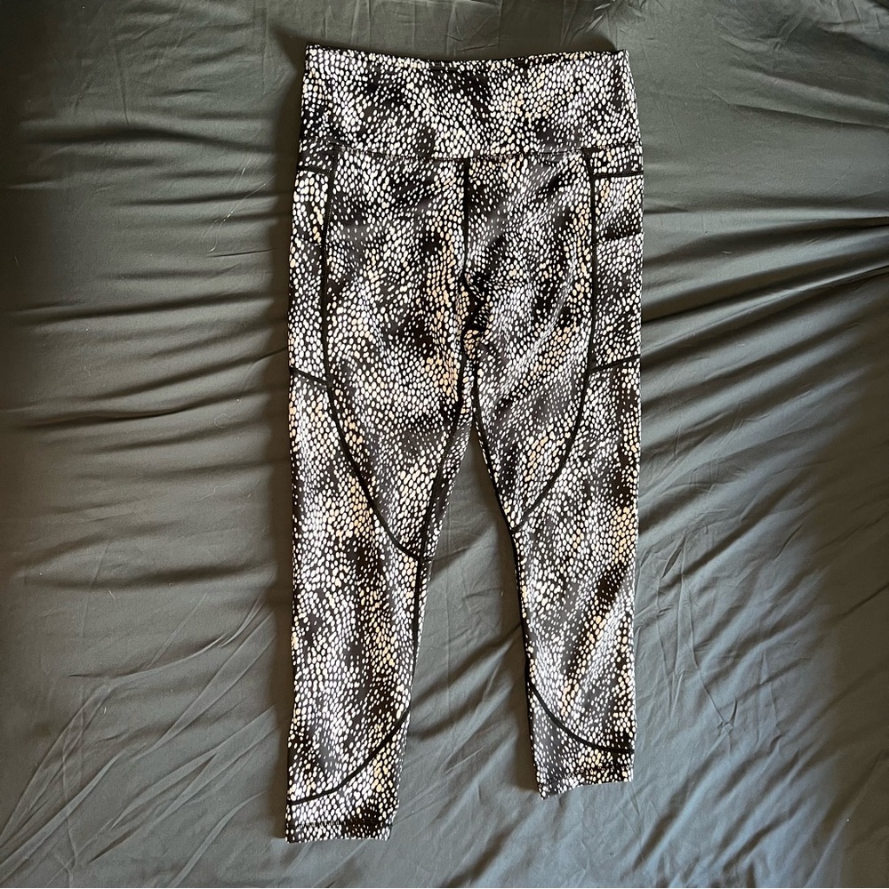 Zyia size 12,  5/8ths leggings